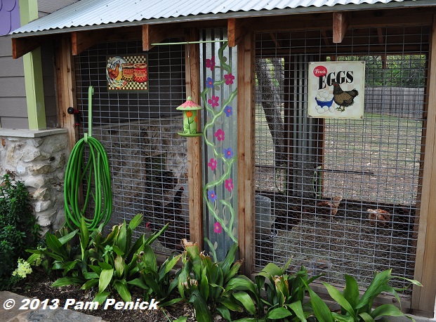 ... Westview Road garden on Austin’s Funky Chicken Coop Tour | Digging