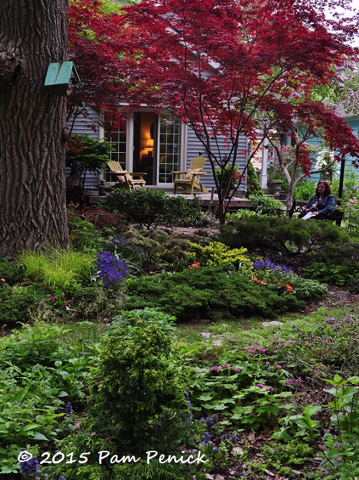 Storybook garden on Algonquin Island: Toronto Garden Bloggers Fling