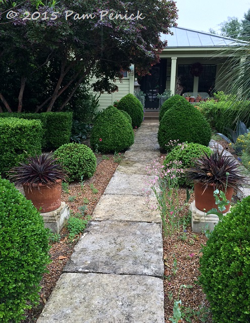 Drive-By Gardens: Formal, whimsical, and wildflower gardens in central Austin