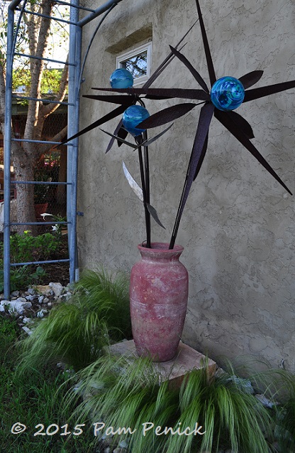 The art-adorned, water-saving garden of Mireille Engel