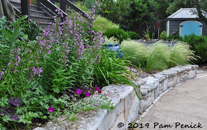 Spring is abloom in shades of pink and turquoise