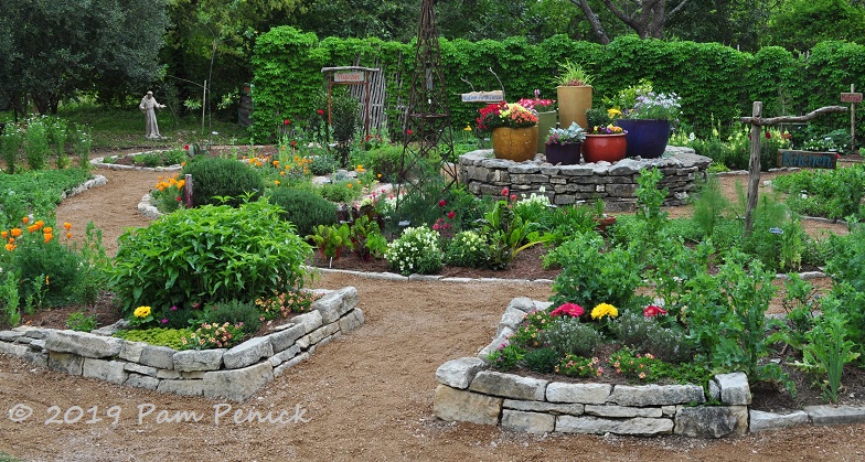 Creative display gardens at The Natural Gardener