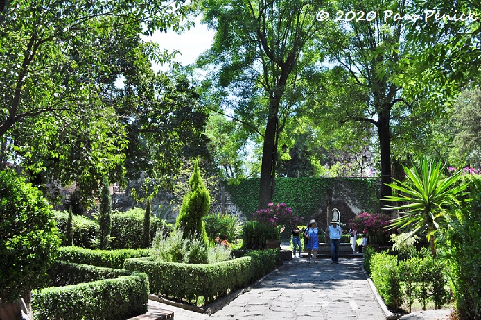 Mexico City: Colorful San Ángel and Condesa