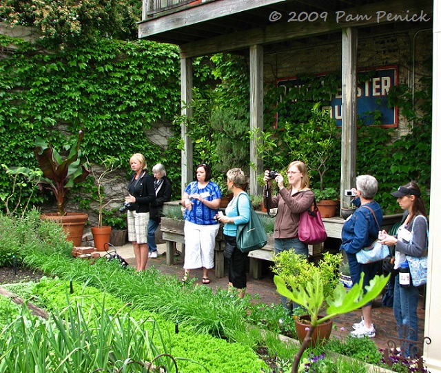 Chicago garden of restaurateur Rick Bayless