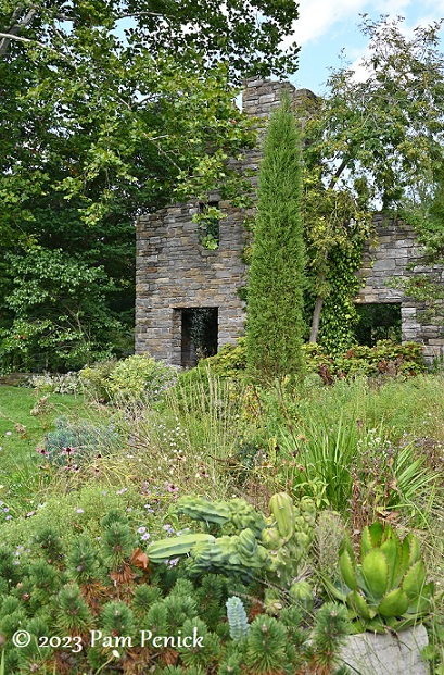 37 Gravel Garden View of ruin